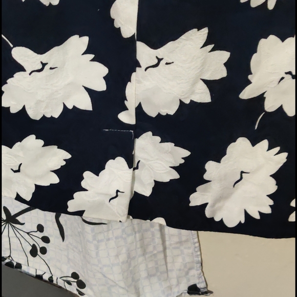 NEW CACHE FLORAL WHITE &BLACK DRESS SIZE 6 - Picture 4 of 8